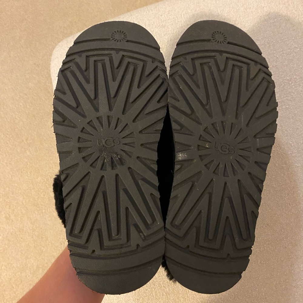 UGG Disquette Slippers - Picture 2 of 2